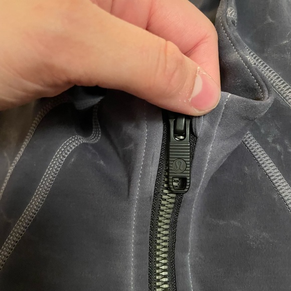 Lulu lemon zip jacket - Picture 9 of 9